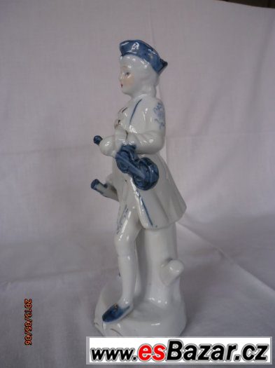 Porcelánová soška "Houslista" – fotografie 2