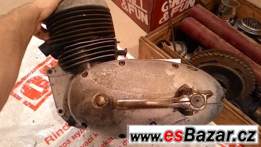 motor Jawa ČZ – fotografie 4