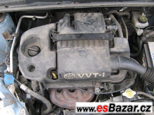 Náhradní díly Toyota Yaris 1.3 – fotografie 2