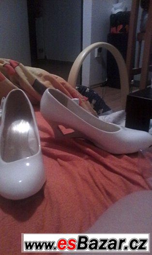 svatební bota – fotografie 3
