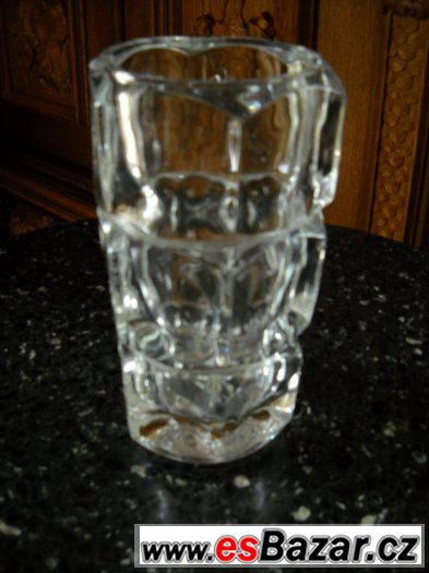 Křištálová skvostná váza znač.Elements, výška 18cm, váha 1,3 – fotografie 1