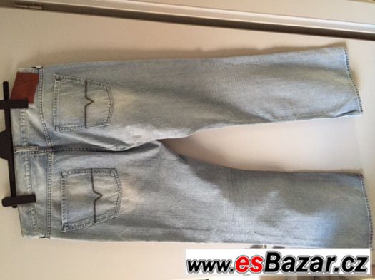 Džíny GUESS – fotografie 1