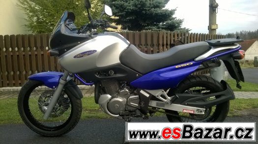 Suzuki XF 650 Freewind TOP stav – fotografie 1