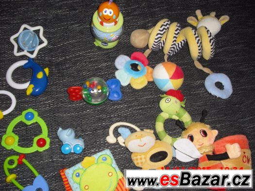 mix hraček peo děti od 0-3 roky – fotografie 1