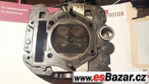 Suzuki DR650 - díly z motoru – fotografie 1