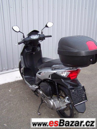 SYM Symphony SR 125 (2011) SLEVA DO KONCE ROKU – fotografie 4