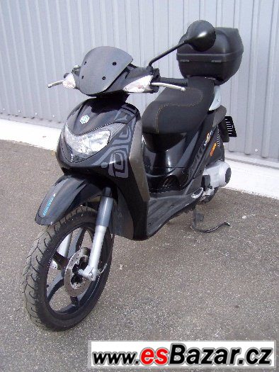 Piaggio Liberty S200 (2006) SLEVA DO KONCE ROKU – fotografie 1