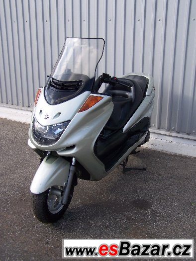 Yamaha Majesty 250 (2000)  SLEVA DO KONCE ROKU – fotografie 1