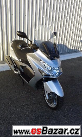 Kymco X-Citing 250i.e. (2007) SLEVA DO KONCE ROKU – fotografie 2