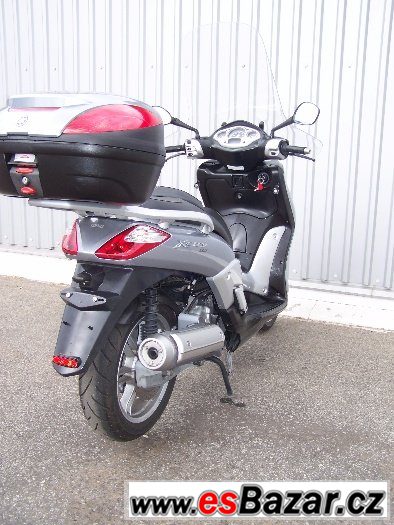 Yamaha X City 125i  (2007) SLEVA DO KONCE ROKU – fotografie 3
