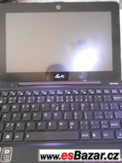 ASUS EEE PC 1008P – fotografie 3