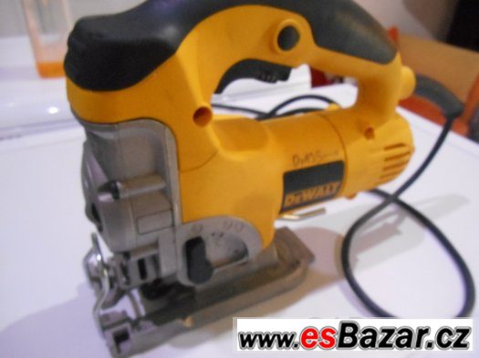 DeWALT DW331K přímočará pila – fotografie 1