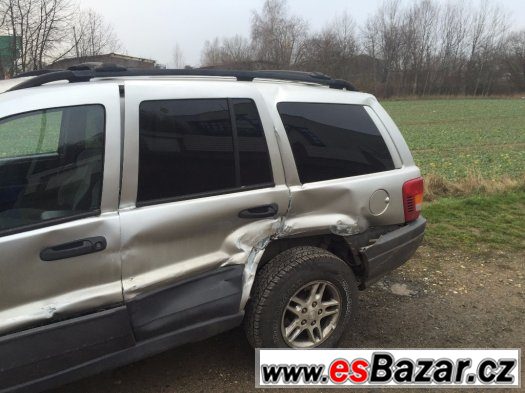 Jeep Cherokee Laredo – fotografie 1