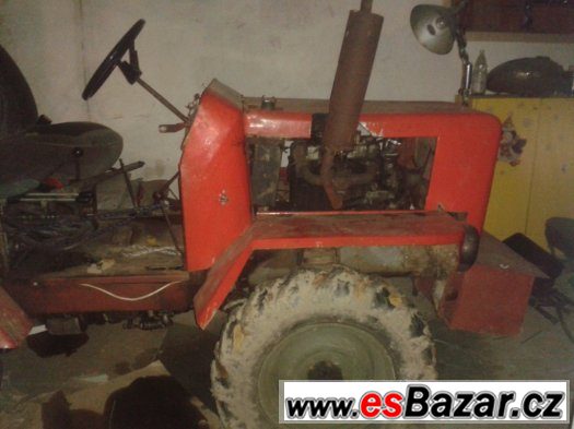 Malotraktor domaci vyroby 4x4 (2,5m x 1,4m) – fotografie 2