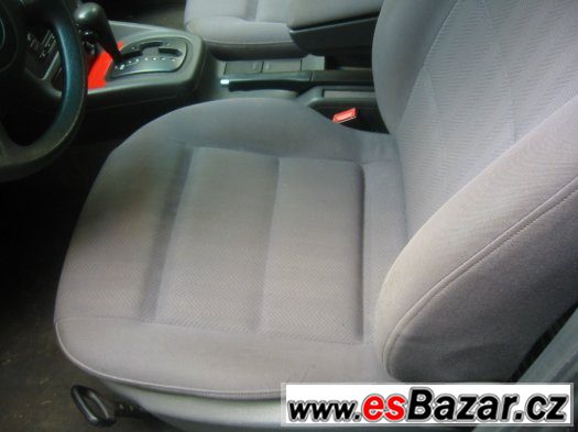 AUDI A4 2.5 tdi quattro tiptronic - díly z vozidla – fotografie 3