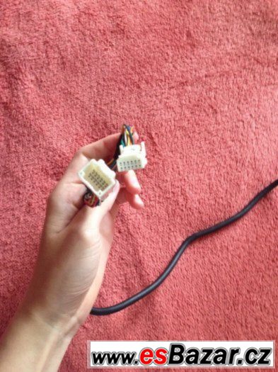 USB Adapte Toyota Avensis II – fotografie 2