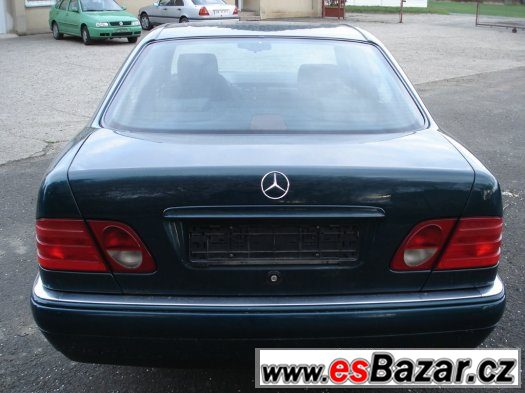 Mercedes Benz E 230 W210 – fotografie 3