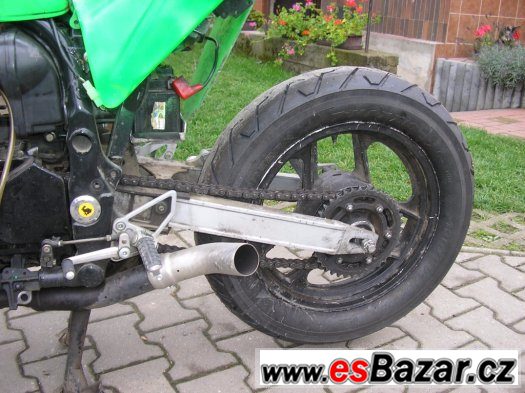 Prodám díly na KAWASAKI GPX 600 A Rok 1994 stunt riding – fotografie 4
