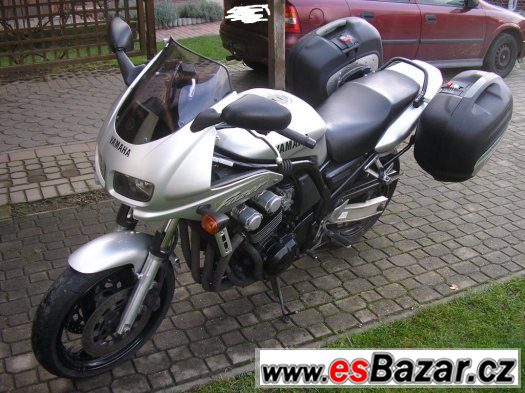Prodám nahrádní díly na YAMAHU FZS 600 FAZER Rok 1999 – fotografie 2