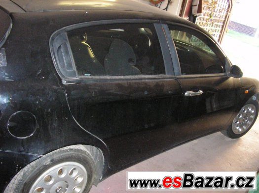 Prodám nahrádní díly na ALFA ROMEO 147 1,9 JTD Rok 2001 – fotografie 3