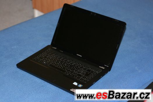 Prodám 3 roky starý notebook compaq. – fotografie 1