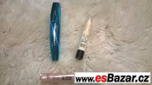 Sada kosmetiky Rimmel a Max Factor – fotografie 1