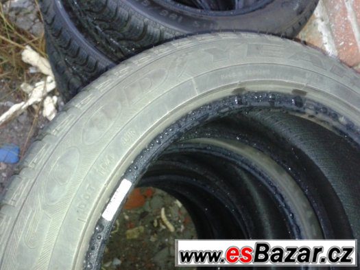 zimní pneu GOODYEAR 4SEASONS 225/50 r17 – fotografie 2