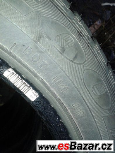 zimní pneu GOODYEAR 4SEASONS 225/50 r17 – fotografie 4