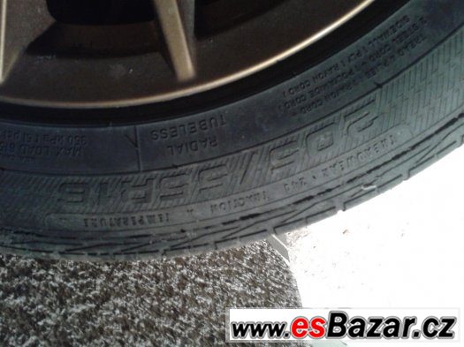 alu kola OZ 6,5x16 H2 4x100 zlaté s pneu 205/55 R16 – fotografie 1