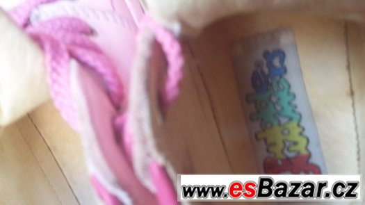 Prodám kotníčkové růžové botičky zn.Kids s beruškami – fotografie 3