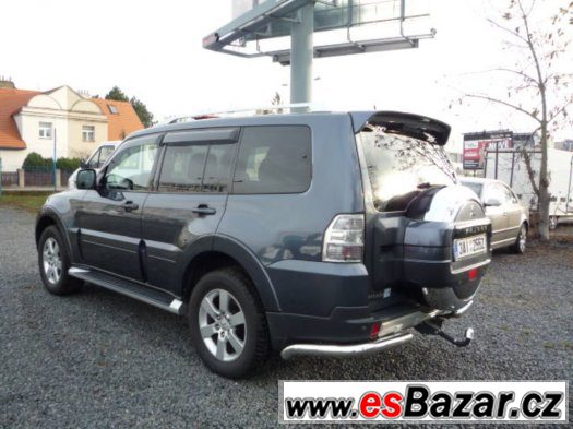 Mitsubishi Pajero 3.2-V80-4x4-7místný-SUV-combi – fotografie 4
