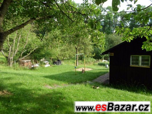 Větší zahrada s chatkou v Děčíně 7 – fotografie 5