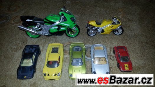 Modely autíček Burago a MatchBox, + Moto Kawasaki Ninja – fotografie 1