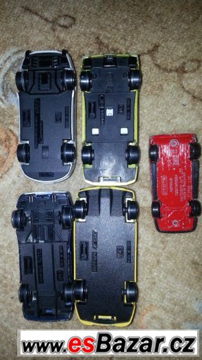 Modely autíček Burago a MatchBox, + Moto Kawasaki Ninja – fotografie 3