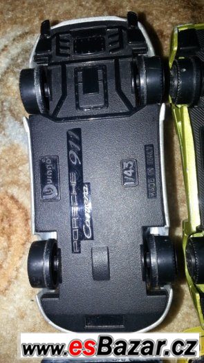 Modely autíček Burago a MatchBox, + Moto Kawasaki Ninja – fotografie 5