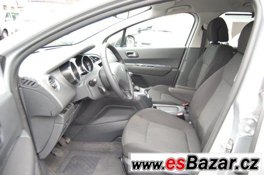 Peugeot 5008  2,0 HDi  110 kW – fotografie 3