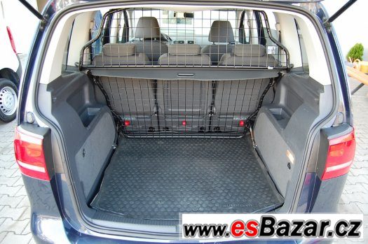 Volkswagen Touran 2.0 TDi DSG – fotografie 5