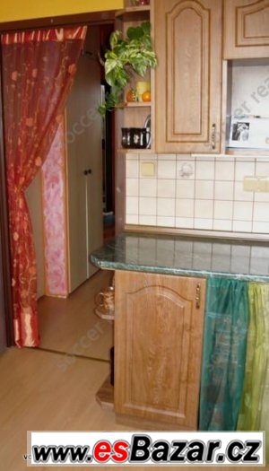 Prodej bytu 3+1, 72 m2 + lodžie, DB, Jaroměř – ul. Rybálkova – fotografie 3