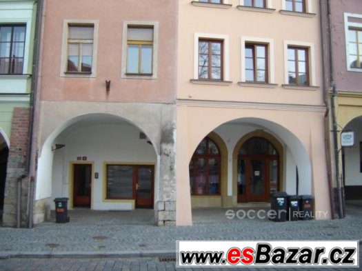 Pronájem lukrativního obchodních prostoru, 50 m2, Hradec Krá – fotografie 2