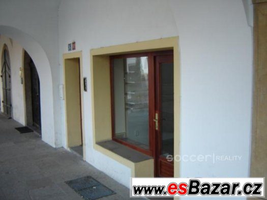 Pronájem lukrativního obchodních prostoru, 50 m2, Hradec Krá – fotografie 3