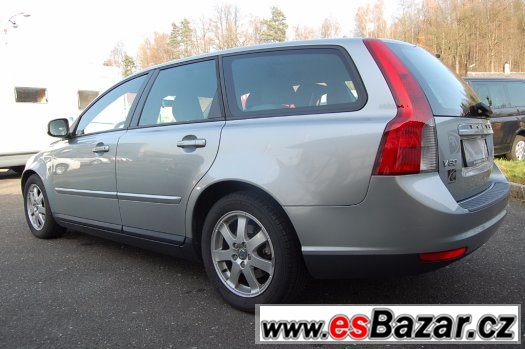 Volvo V50 1.6D Momentum E-Drive – fotografie 1