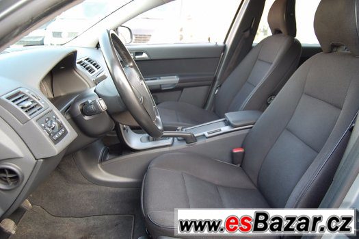 Volvo V50 1.6D Momentum E-Drive – fotografie 4