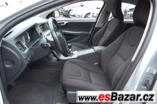 Volvo S60 2.0D D3 Kinetic, 120kW – fotografie 3