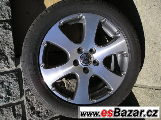 VW Touran Cross kola originál – fotografie 5