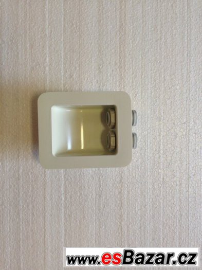 Průchodka pro solární kabel – fotografie 2