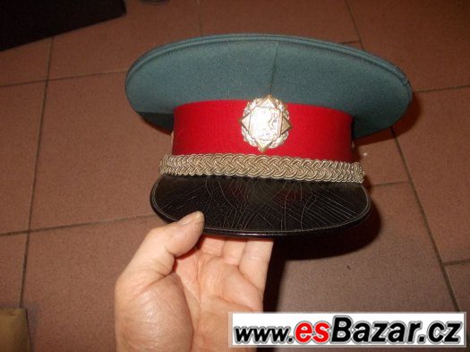 UNIFORMY ČETNÍK A POLICIE  RG SNB  DO r 1950 – fotografie 2