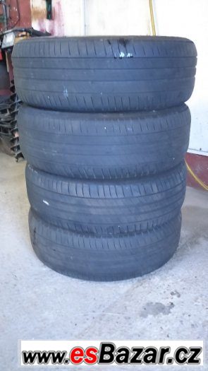 Pneu Michelin 205/55/R17 – fotografie 1