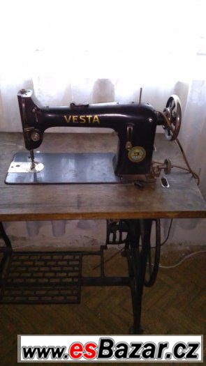 šicí stroj Vesta šlapací – fotografie 2