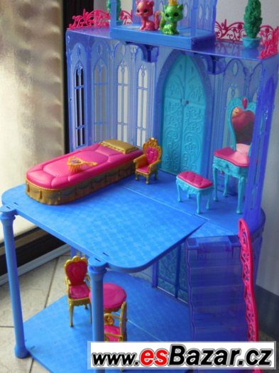MODRÝ ZÁMEK od BARBIE – fotografie 4