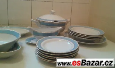 Prodám starožitný set porcelánu Epiag